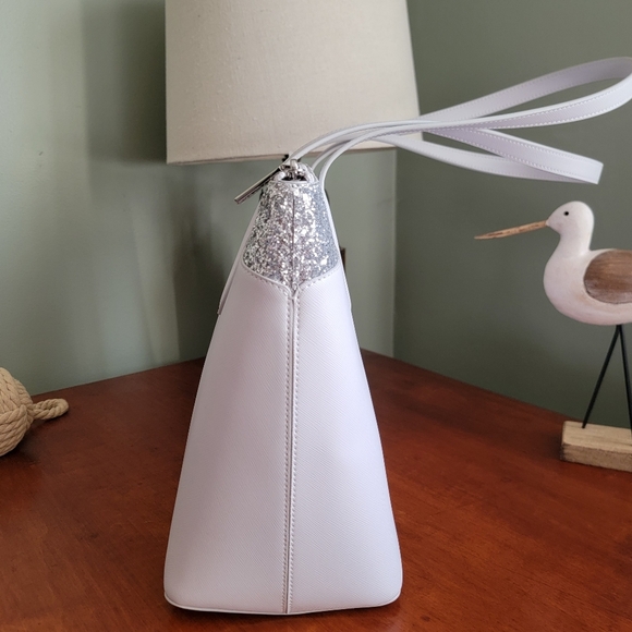 NWT Kate Spade K8706 Flash Glitter Tote Gray Saffiano Silver Glitter - Picture 6 of 16